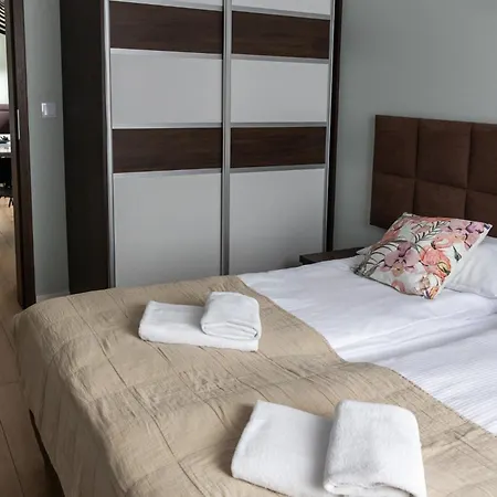 Apartamenty Pod Brzozami Dwie Sosny 아파트