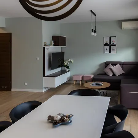 Apartamenty Pod Brzozami Dwie Sosny * 우스트 노리 모르스키
