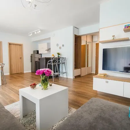 Apartamenty Pod Brzozami Dwie Sosny * 우스트 노리 모르스키